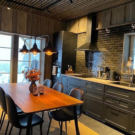 Modern Stuga Med Ski Lodge Kaensla Järvsö Zewnętrze zdjęcie