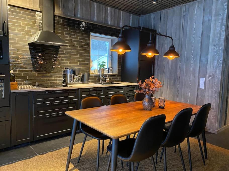 Modern Stuga Med Ski Lodge Kaensla Järvsö Zewnętrze zdjęcie