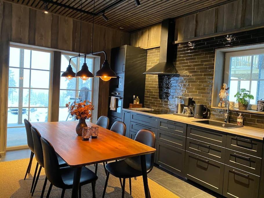 Modern Stuga Med Ski Lodge Kaensla Järvsö Zewnętrze zdjęcie