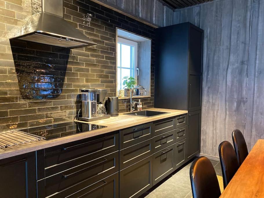 Modern Stuga Med Ski Lodge Kaensla Järvsö Zewnętrze zdjęcie