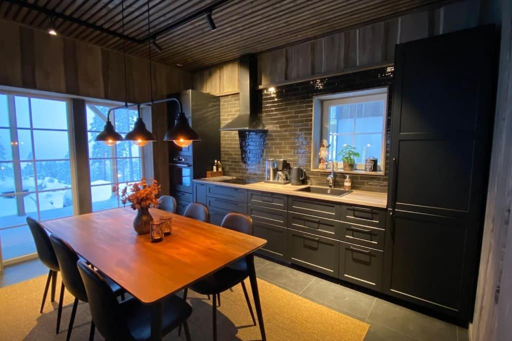 Modern Stuga Med Ski Lodge Kaensla Järvsö Zewnętrze zdjęcie